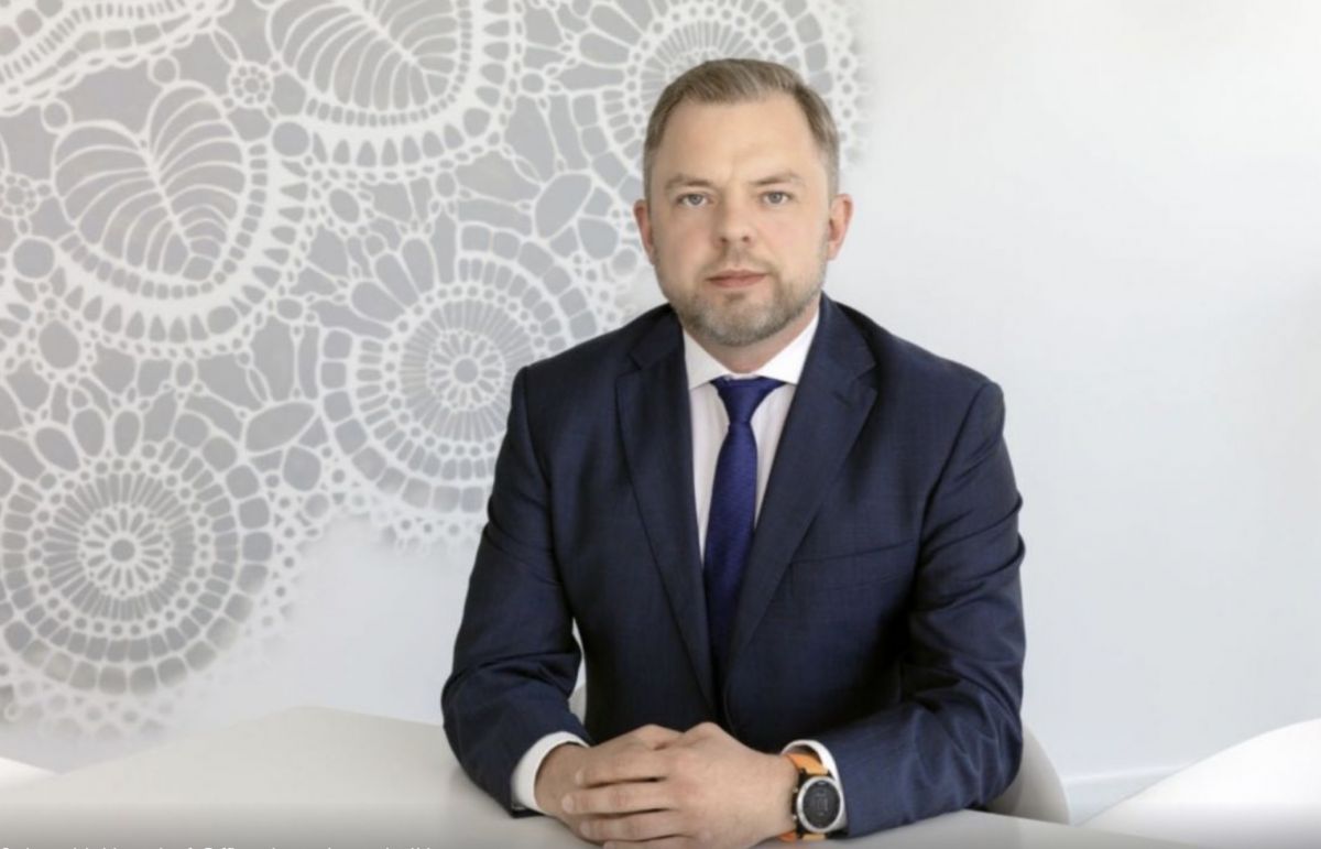 Rynek inwestycyjny trzyma formę