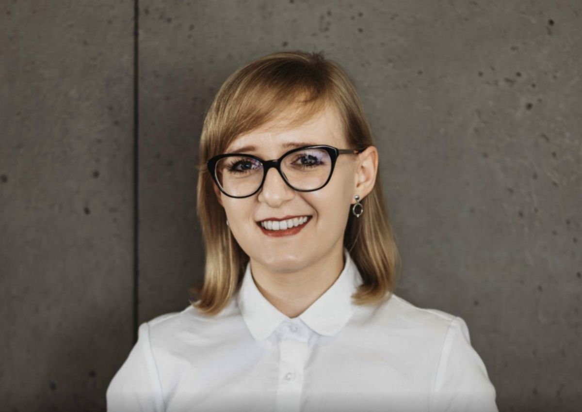 Silna polaryzacja między strefami