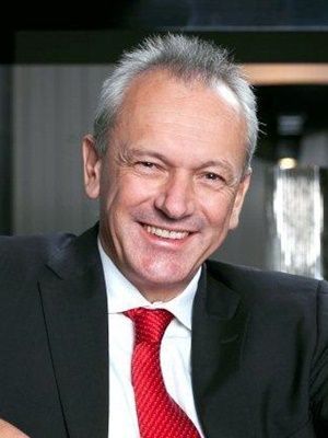 Edgar Rosenmayr, Revetas | EurobuildCEE