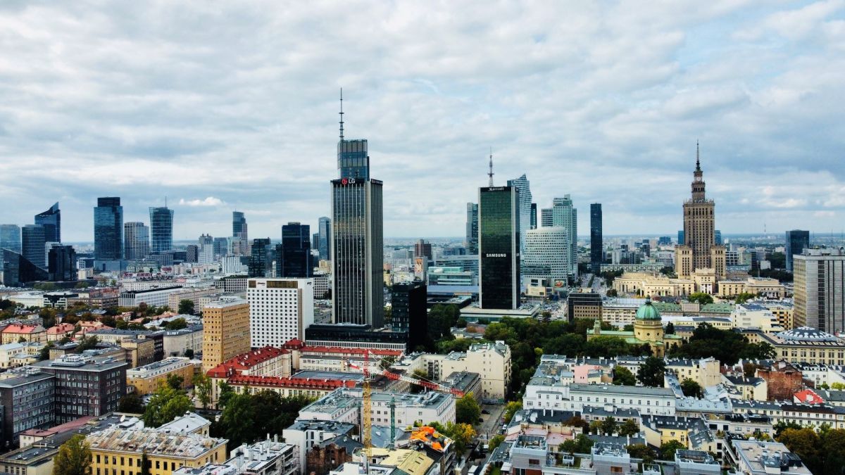 Stabilna sytuacja na warszawskim rynku powierzchni handlowych